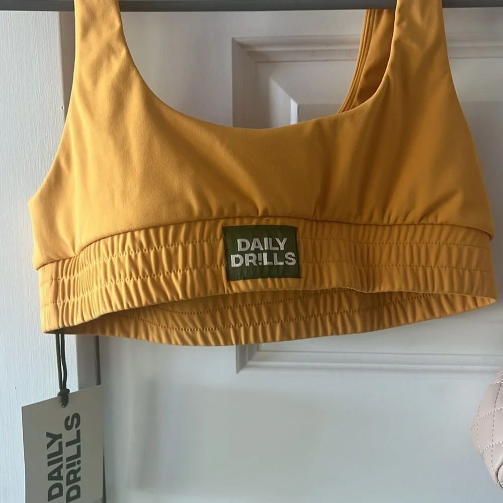 Daily Drills GO bra nwt SOLD OUT - Picture 4 of 4
